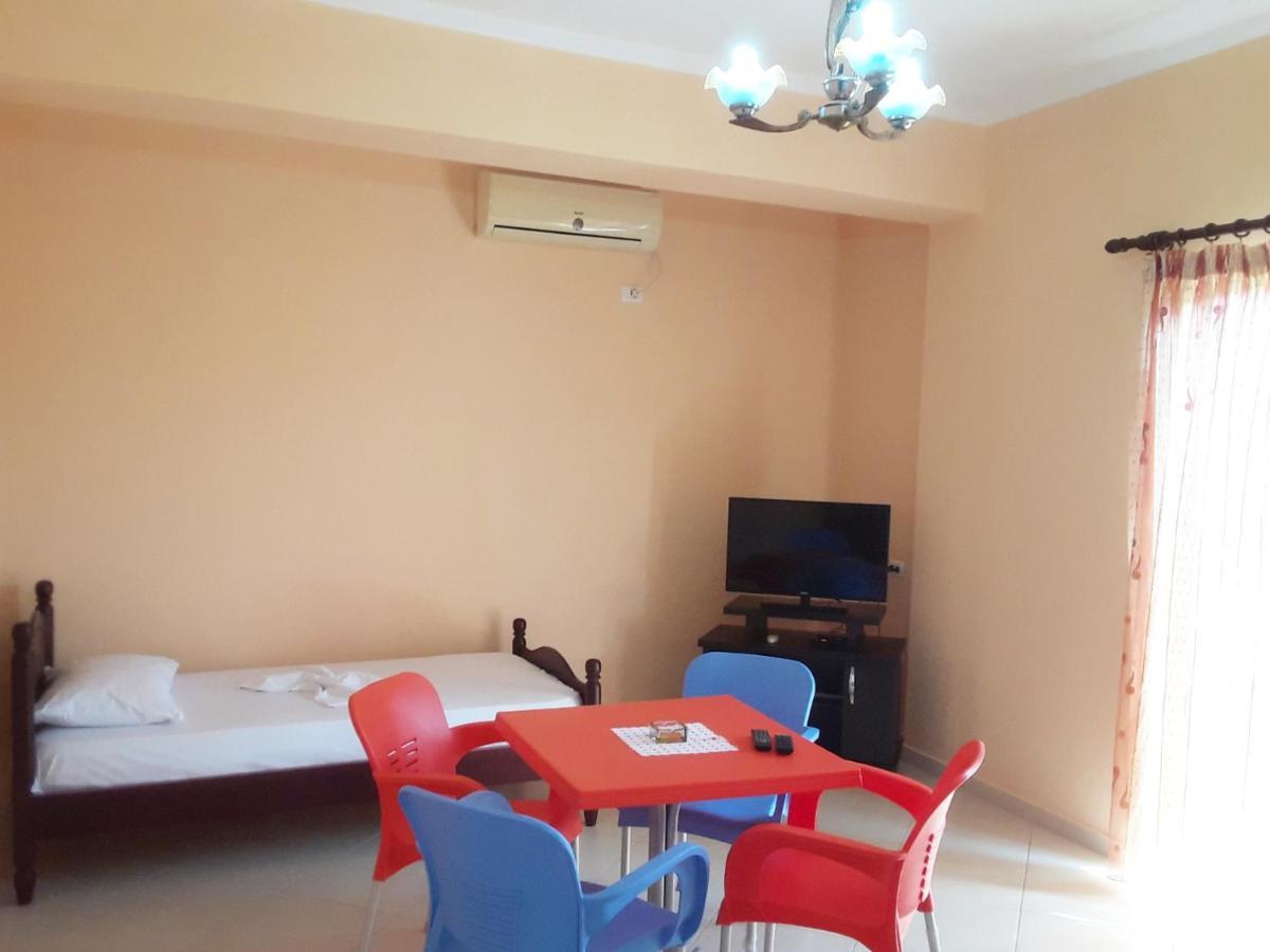 Vila Jakupi * Sarande