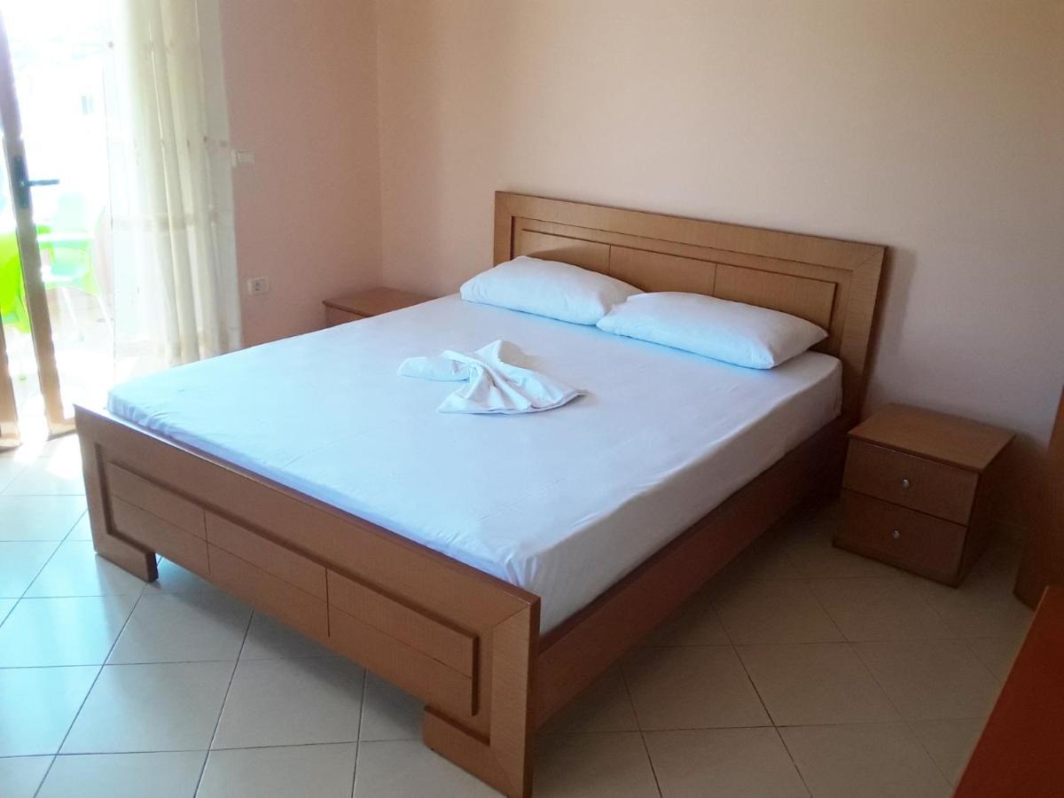 Vila Jakupi Apartment Sarande