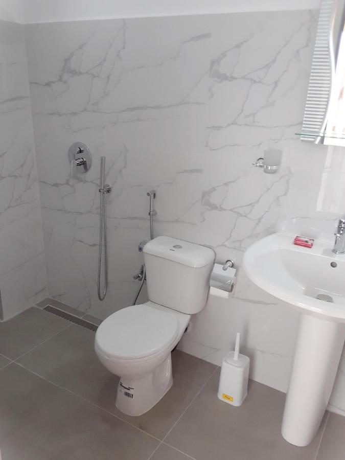 Vila Jakupi Apartment Sarande