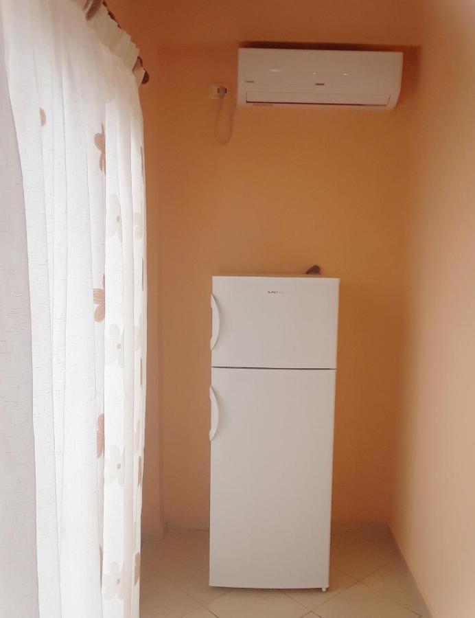 Vila Jakupi Apartment Sarande