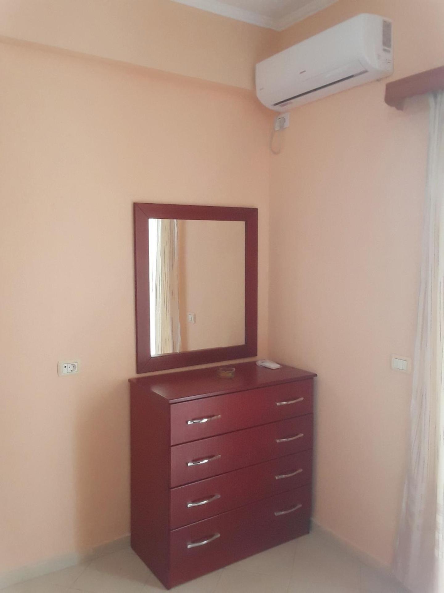 Vila Jakupi * Sarande
