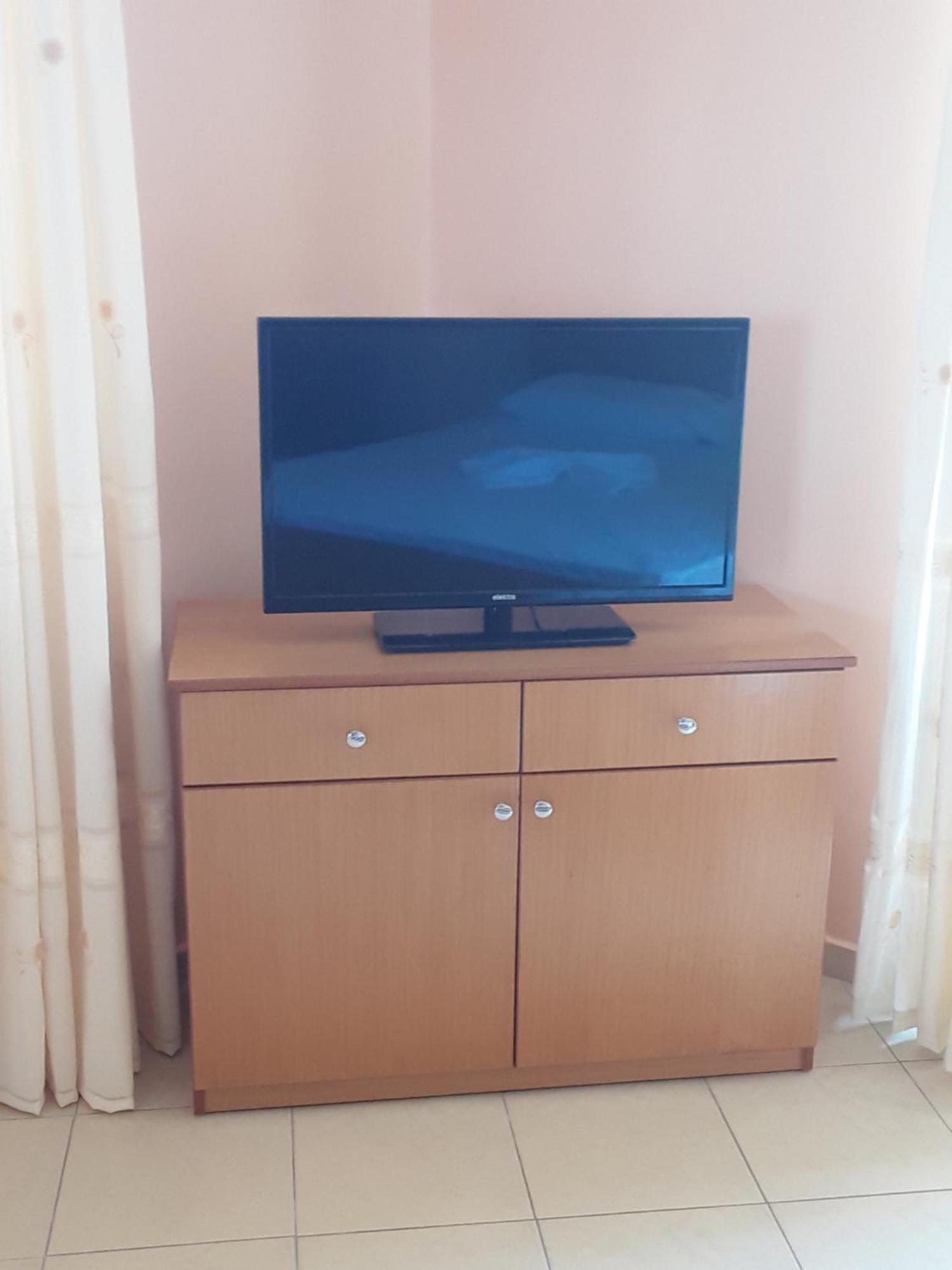 Apartment Vila Jakupi Sarande
