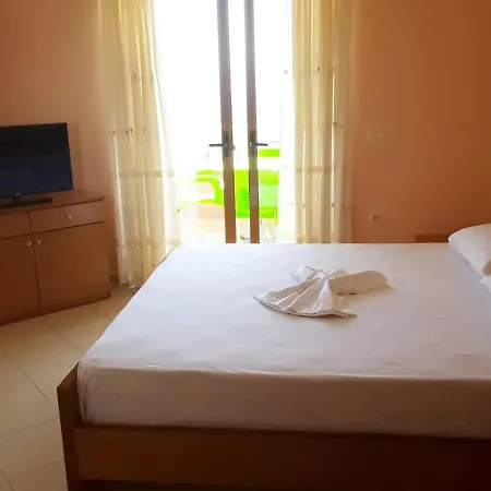 Vila Jakupi Apartment Sarande Exterior photo