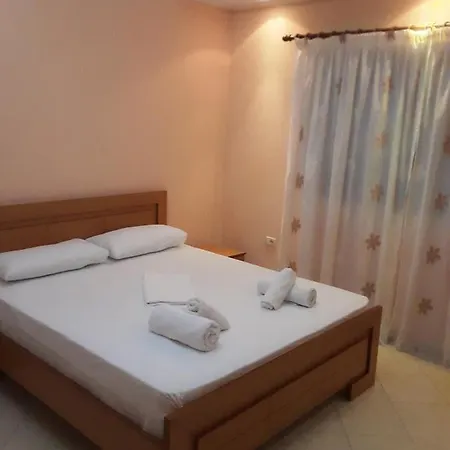 Vila Jakupi Apartment Sarande Exterior photo